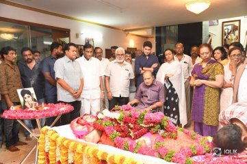 Celebrities Pay Homage to Vijaya Nirmala Garu